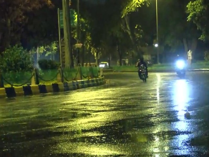 Rain, thunder and gusty winds bring relief from heat across Delhi-NCR