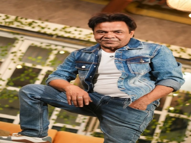 छोटे गांव का बड़ा धमाका: राजपाल यादव की 'जंगल' से 'मंगल' होने की दास्तान