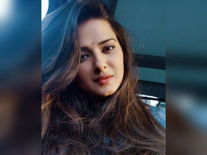 Kratika Sengar takes a break from social media to 'live a little more offline' 