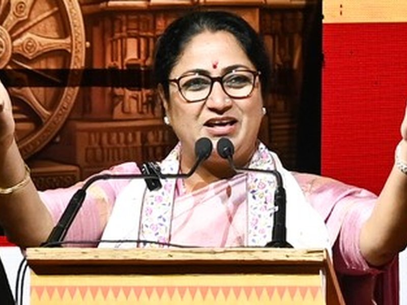 Delhi CM shares plan to integrate three hospitals into AIIMS-style super medical hub