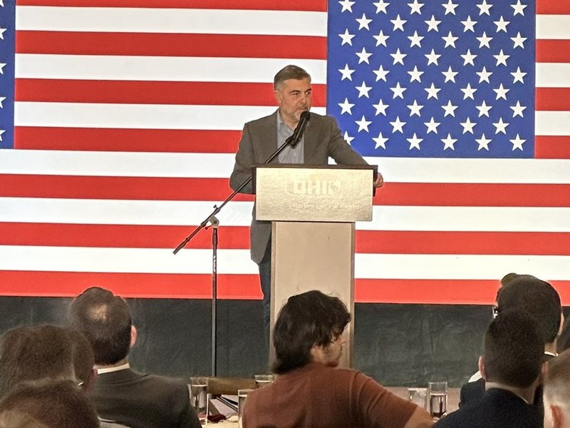 Illegal Chinese vapes spark US alarm