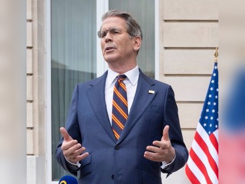 US allows Iranian oil flow amid war: Bessent