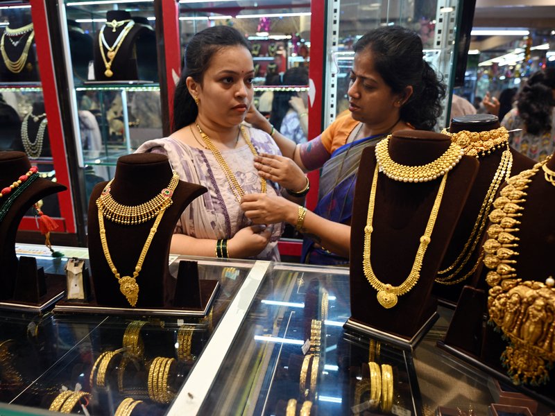 Gold, silver prices climb up to 2 pc ahead of Fed meet