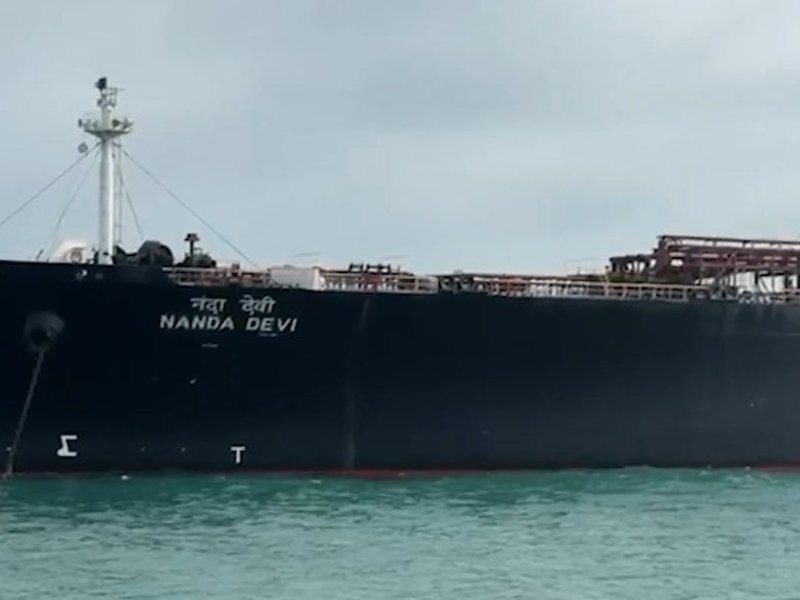Indian‑flagged LPG tanker 'Nanda Devi' arrives at Gujarat's Vadinar Port