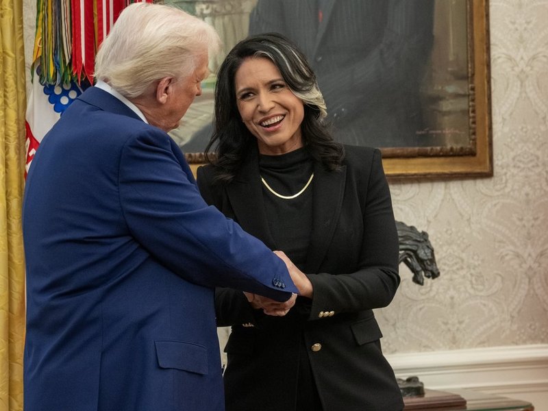 Tulsi Gabbard backs Trump as counter terrorism chief quits over Iran war