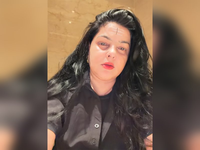 Mamta Kulkarni recalls how Salman Khan, SRK escaped dance steps in ‘Karan Arjun’, made her perform solo