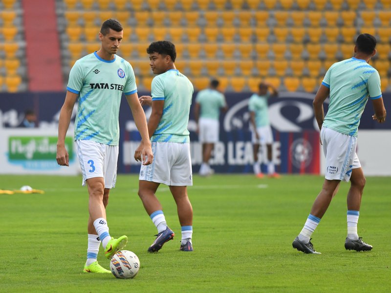 Jamshedpur FC push for top spot against SC Delhi in the Indian Super League 2025-26 at Jawaharlal Nehru Stadium in New Delhi on Thursday.  Photo credit: AIFF