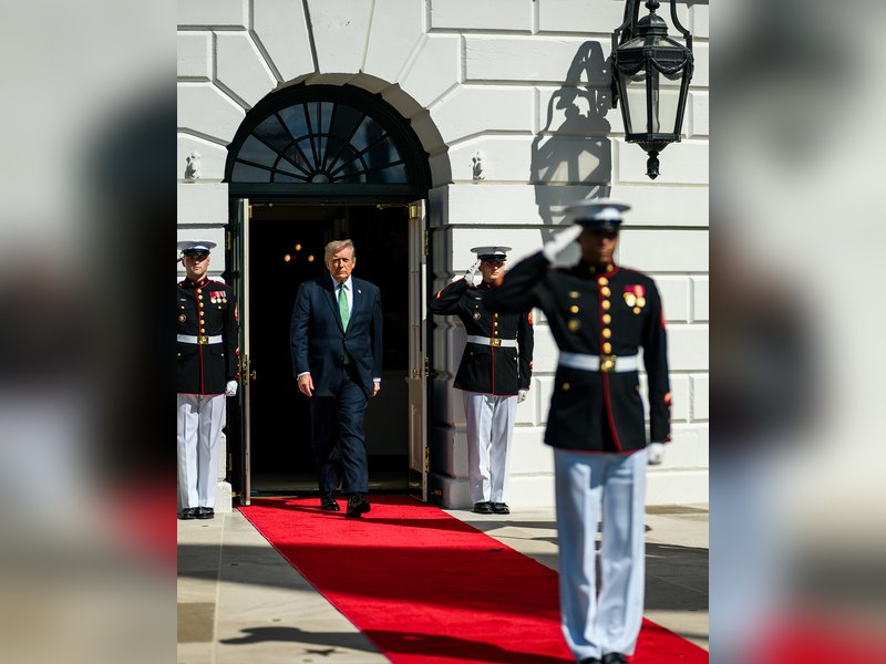 US intensifying coordination with allies in Europe and Gulf to secure maritime routes: White House 