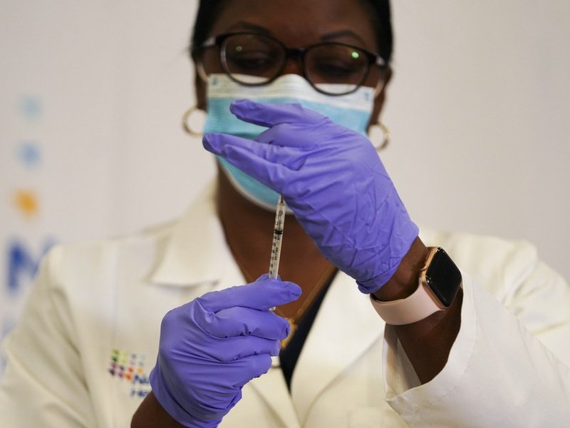 US lawmakers seek H-1B visa fee relief for doctors