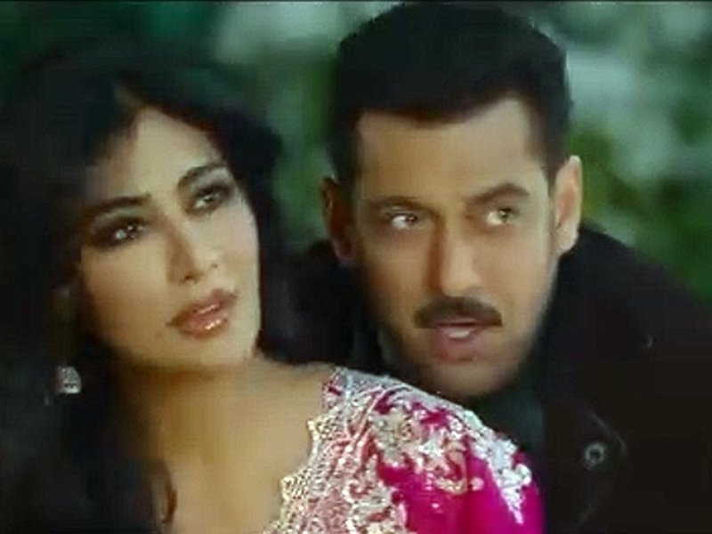 Salman Khan Films drop a soulful rendition 'Chand Dekh Lena' from 'Maatrubhumi: May War Rest in Peace' ahead of Eid 