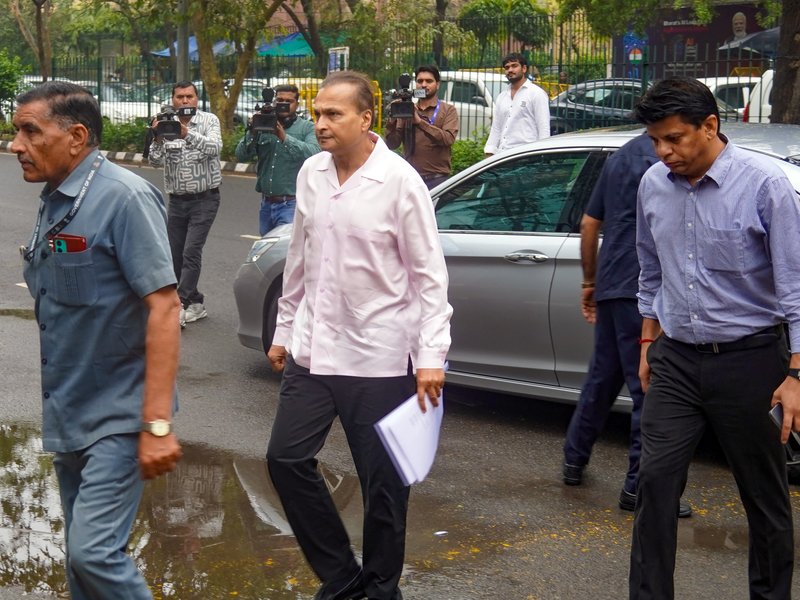 सीबीआई ने 2,929 करोड़ रुपए के बैंक धोखाधड़ी मामले में अनिल अंबानी से दूसरे दिन की पूछताछ