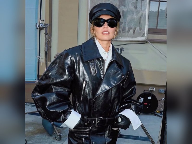 Miley Cyrus sets record straight on claims of her parents feeding off her childhood stardom