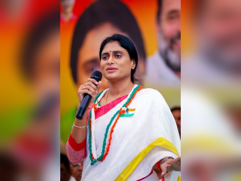 Jagan had been unfair to Sharmila, says mother Vijayamma