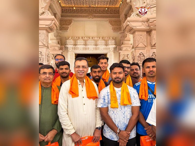 Lucknow Super Giants skipper Rishabh Pant, owner Sanjiv Goenka, squad members visit Ram Janmabhoomi in Ayodhya ahead of the Indian Premier League (IPL) 2026. Photo credit: LSG