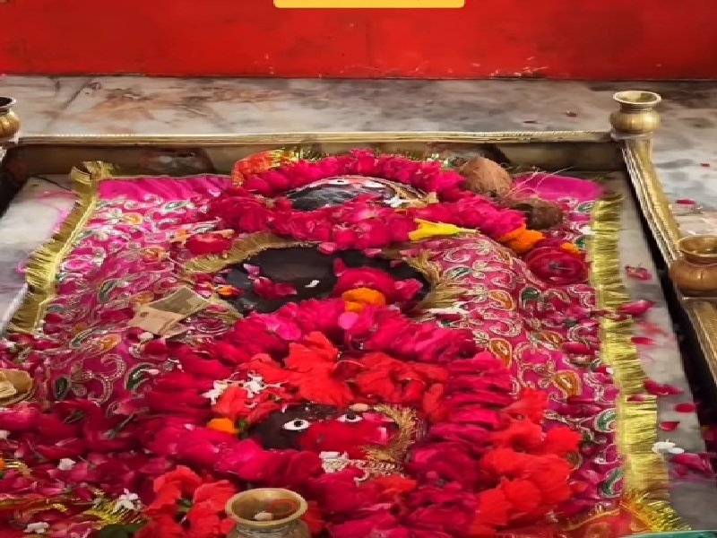 नवरात्रि के चौथे दिन मां कुष्मांडा का आशीर्वाद लेने के लिए इन मंदिरों का करें दर्शन, ,मिलेगी मां की विशेष कृपा