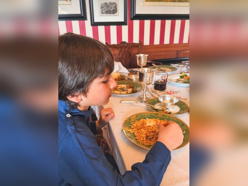 Ibrahim Ali Khan shares a sneak peek of little Taimur busy devouring Eid-special biryani
