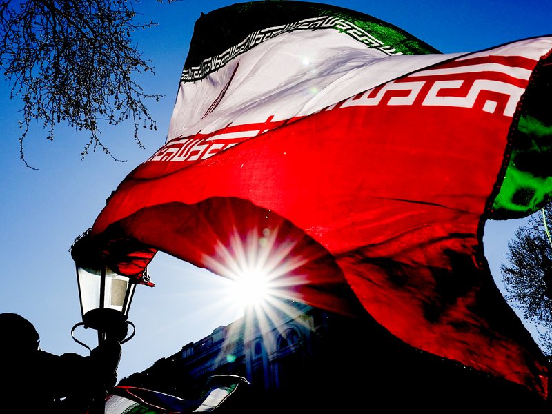 ईरान ने मिडिल ईस्ट में अमेरिकी यूनिवर्सिटी पर हमले की दी खुली धमकी, स्टूडेंट-प्रोफेसर से कैंपस खाली करने की अपील