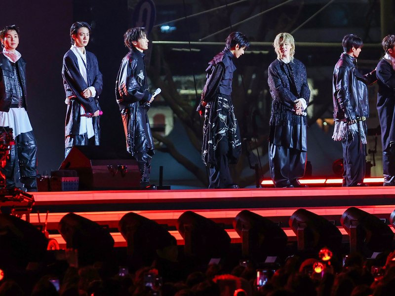 युवाओं में बीटीएस को लेकर क्यों है इतना क्रेज? जानें कैसे शुरू हुआ इनका सफर