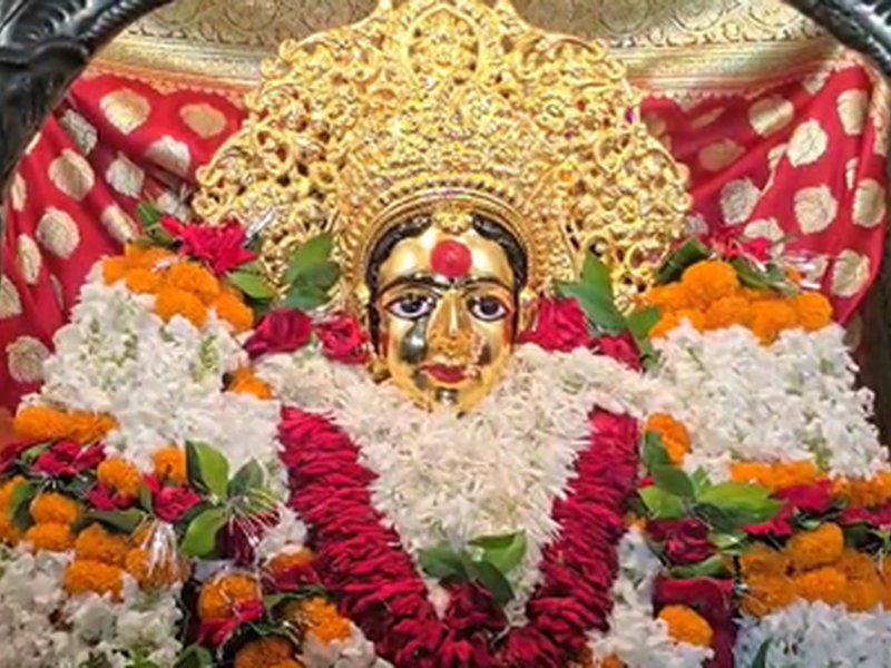 नवरात्रि का पांचवां  दिन: लक्ष्मी पंचमी पर सर्वार्थ सिद्धि के साथ अभिजित मुहूर्त, देखें पंचांग 