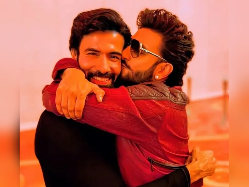 Danish Pandor calls ‘Dhurandhar’ co-star Ranveer Singh ‘finest actors of this generation’