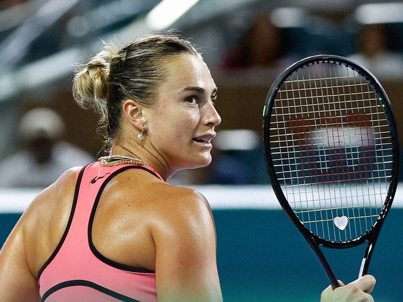 Sabalenka storms into Miami Open QF, Gauff sets up Bencic showdown