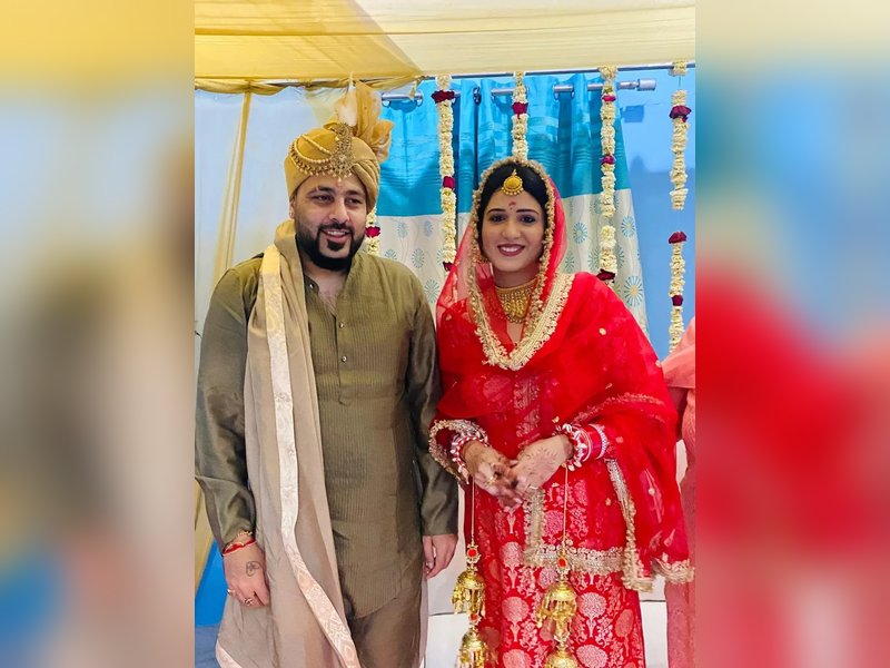 Badshah marries Punjabi actress Isha Rikhi! Mother-in-law drops wedding photos