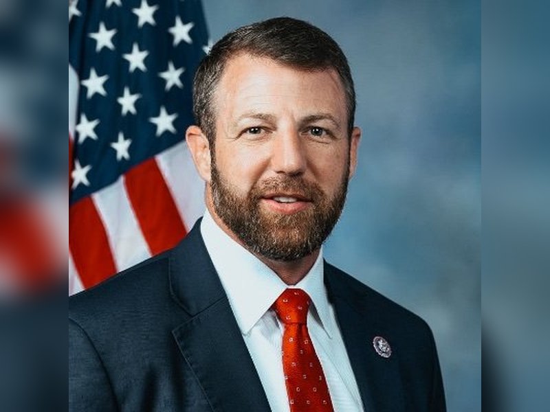 Markwayne Mullin backs DHS staff amid funding row