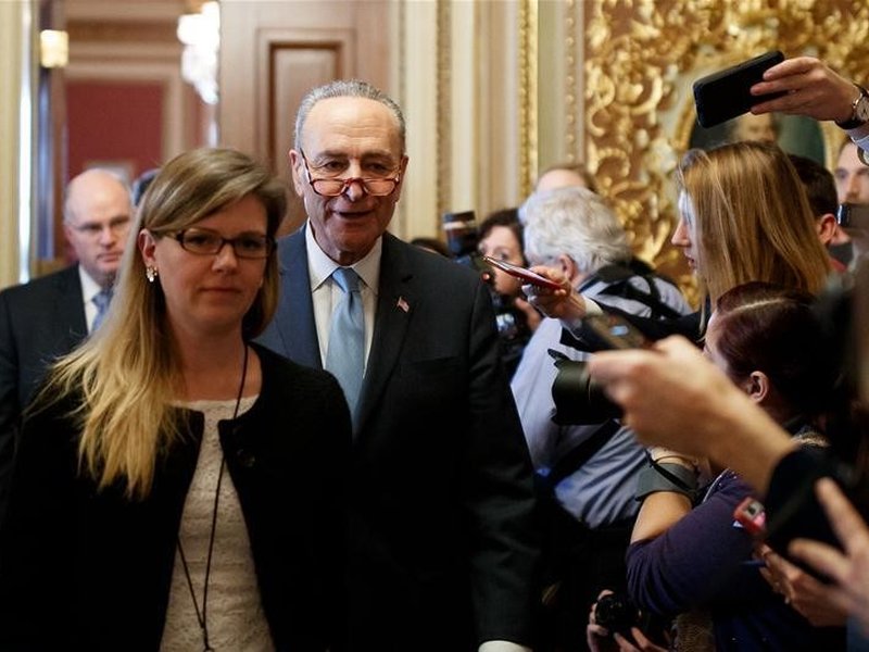 US political battle over SAVE Act intensifies before midterm elections