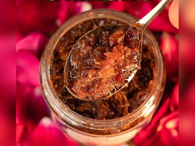 गर्मी की थकान और पाचन की समस्याओं से राहत तो तन-मन को शीतल रखता है 'गुलकंद'