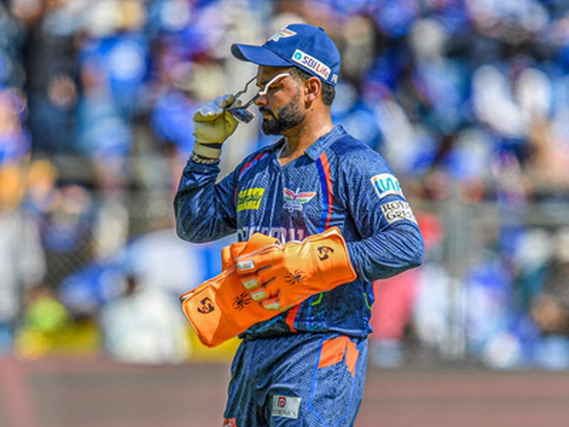 युवराज सिंह ने ऋषभ पंत की तकनीकी नहीं बल्कि मानसिक पहलू पर काम किया: इरफान पठान 