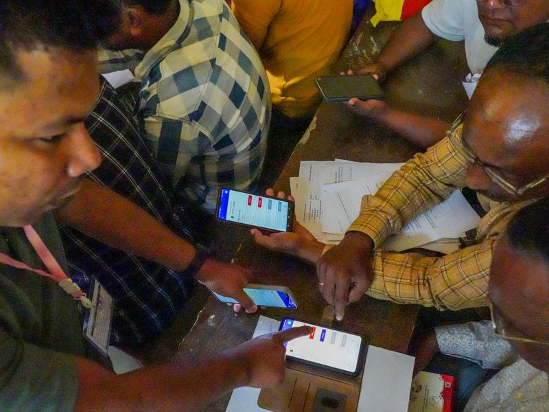 ECINET app records 10 crore downloads till date, witnessed 98.3 crore hits on polling days