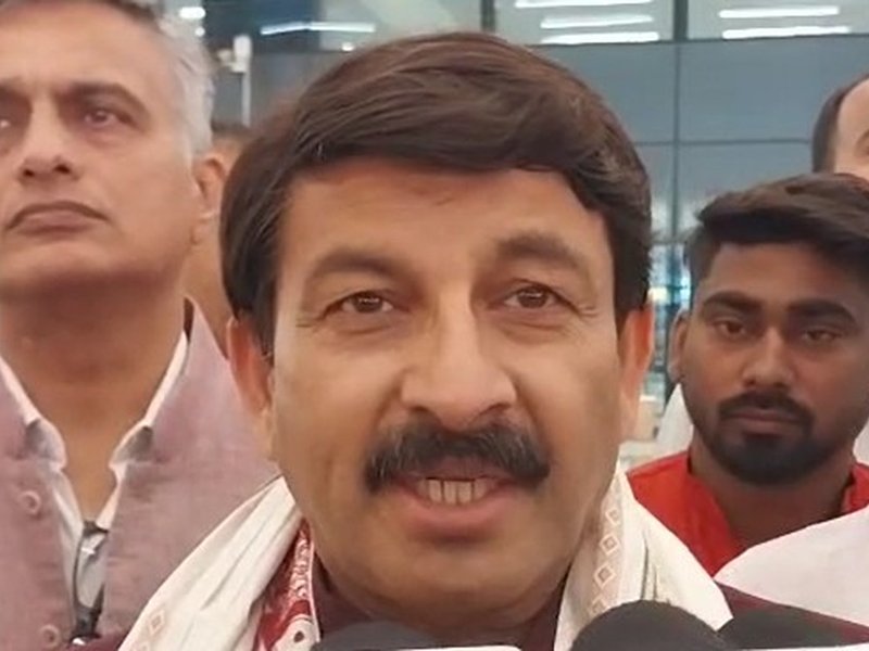 'Ram Navami gift for the country', says Manoj Tiwari on excise duty cut on fuel 