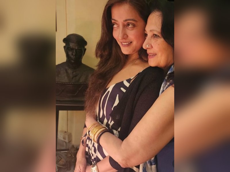Raima Sen celebrates her ‘best mum’ Moon Moon Sen’s 71st  birthday with unseen family memories