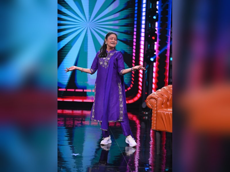 Aruna Irani, Farida Jalal reunite after 53 years, post Rishi Kapoor starred Bobby