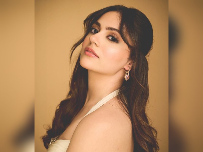 Aneet Padda’s sister slammed by netizens over ‘propaganda’ remark on Dhurandhar 2, Priyanka Chopra