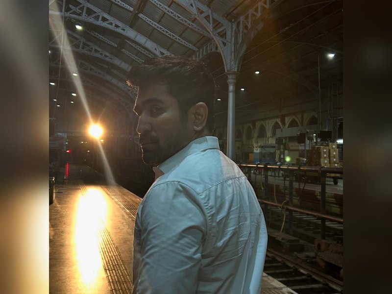 Vijay Antony pens adorable birthday greeting to wife; says she is his love, his owner and his world! (Photo Credit: Vijay Antony/Instagram)