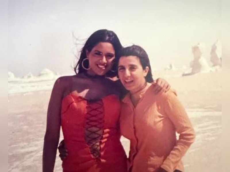 Sameera Reddy says 'Farah Khan we look like kids' as she shares a throwback from her first song 