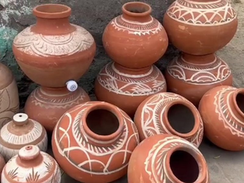 'मटके' में छिपा सेहत का भी राज, गर्मियों में वरदान से कम नहीं मिट्टी के बर्तन 