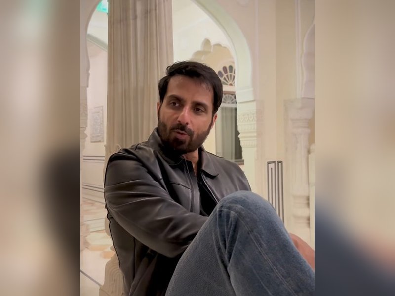 संकट के समय एकजुट रहना जरूरी : सोनू सूद 