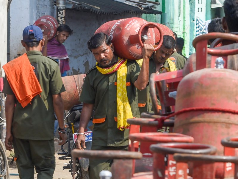 Commercial LPG supply recovers to 70 pc amid disruptions: Indian Oil Corporation
