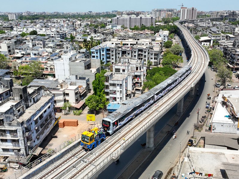 Surat: A metro train moves as part of the trial run after the completion of the 8.5 km viaduct between Dream City and Althan Tenement, marking a key milestone in the Surat Metro Rail Project, in Surat on Sunday, March 29, 2026. (Photo: IANS)