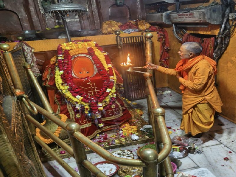 बिजेथुआ महाबीरन धाम: हनुमान जयंती पर विशेष कृपा पाने के लिए जरूर करें इस मंदिर में दर्शन, मिलेगी हर कष्ट से मुक्ति