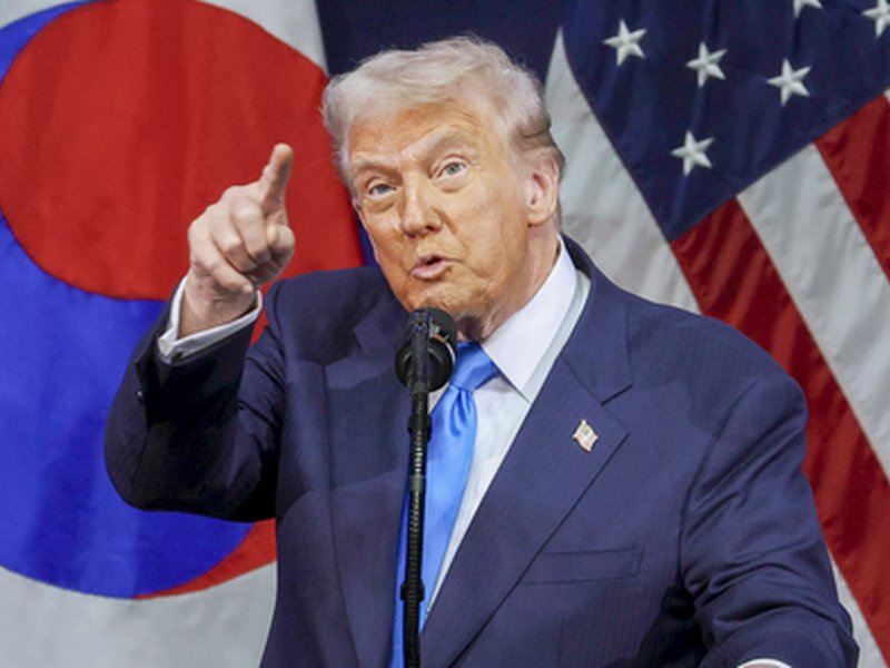 Trump warns Iran on Hormuz, power grid if deal is not reached​ (Photo: IANS)