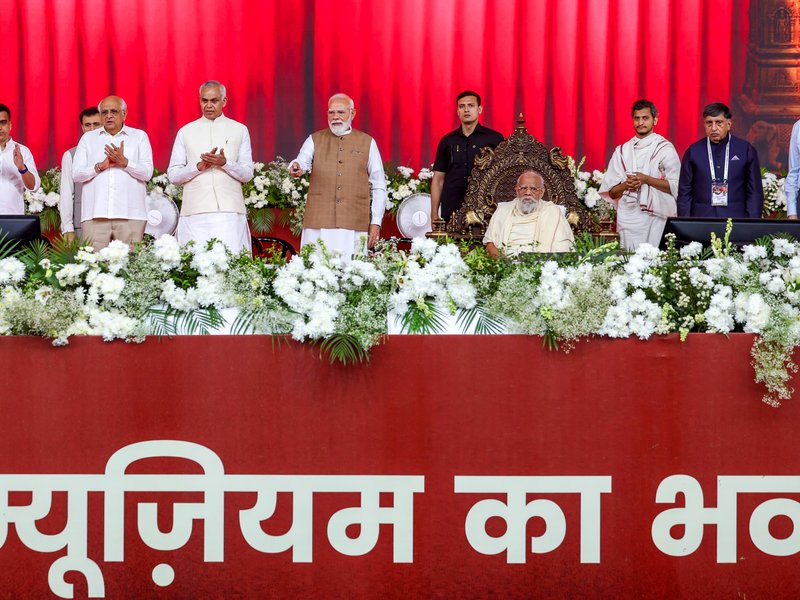 Gandhinagar: Prime Minister Narendra Modi inaugurates the Samrat Samprati Museum in Gandhinagar on Tuesday, March 31, 2026. Jainacharya Shri Padmasagar Surishwar Ji Maharaj Sahib, Gujarat Governor Acharya Devvrat, Chief Minister Bhupendra Patel, Deputy Chief Minister Harsh Sanghavi are also present. (Photo: IANS/PMO)