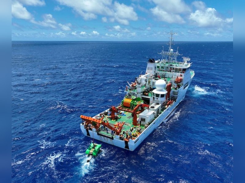 As China expands at sea, US debates mining ocean floor