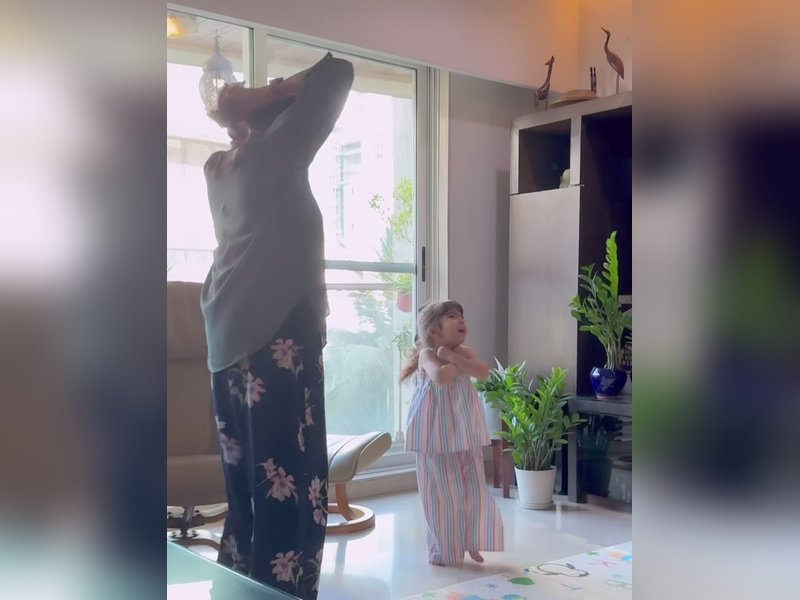Bipasha Basu gives a cute glimpse of baby girl Devi dancing her heart out with Nani ‘Mumu Ma’