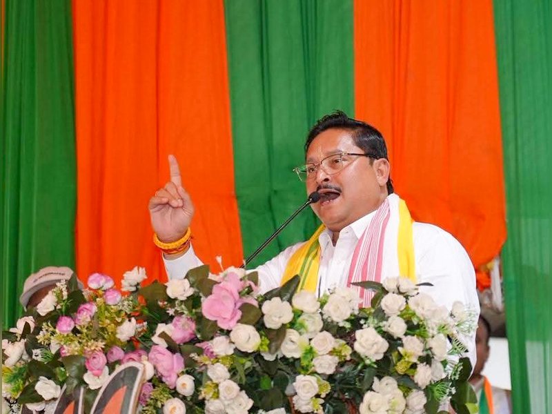 Dibrugarh: Assam BJP president Dilip Saikia addresses a rally in support of BJP candidate Rameswar Teli for the 90 No. Duliajan Assembly constituency ahead of the Assam Assembly election, in Dibrugarh on Wednesday, April 1, 2026. (Photo: IANS/X/@BJP4Assam)