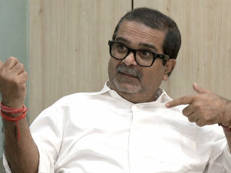 Avadh Ojha says “nothing left in politics”, backs change in leadership, calls Kejriwal future of India (IANS Interview)