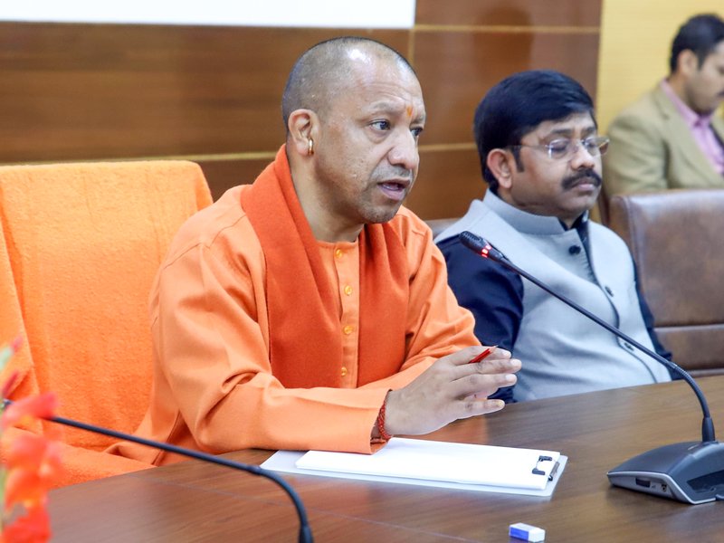 सीएम योगी ने पुलिस भर्ती में पारदर्शिता और समयबद्धता सुनिश्चित करने के द‍िए न‍िर्देश, 81 हजार से अधिक पदों पर होगी भर्ती