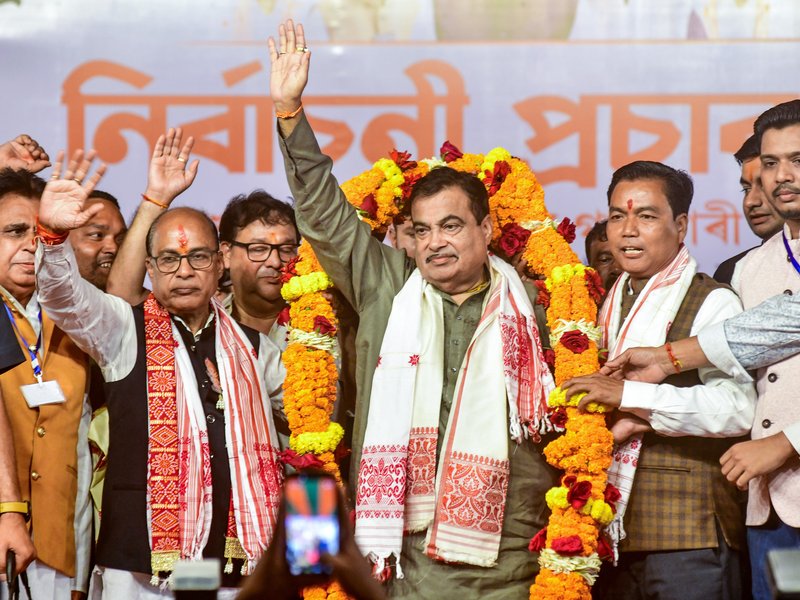 Guwahati: Union Minister Nitin Gadkari during a public meeting in support of party candidate Vijay Kumar Gupta from the Guwahati Central Assembly constituency ahead of the Assam Assembly elections, in Guwahati district of Assam on Thursday, April 2, 2026. (IANS)